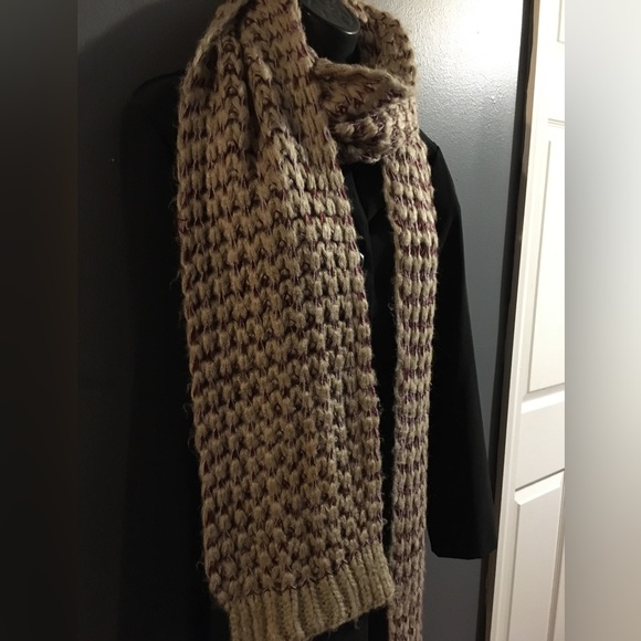 APT.9 Heavy Winter Scarf 🥶🌨❄️ - Picture 3 of 10